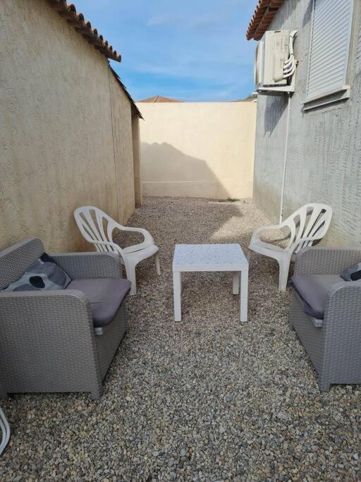 Appartement 53 M² - Pignans Au Coeur Du Var Екстер'єр фото